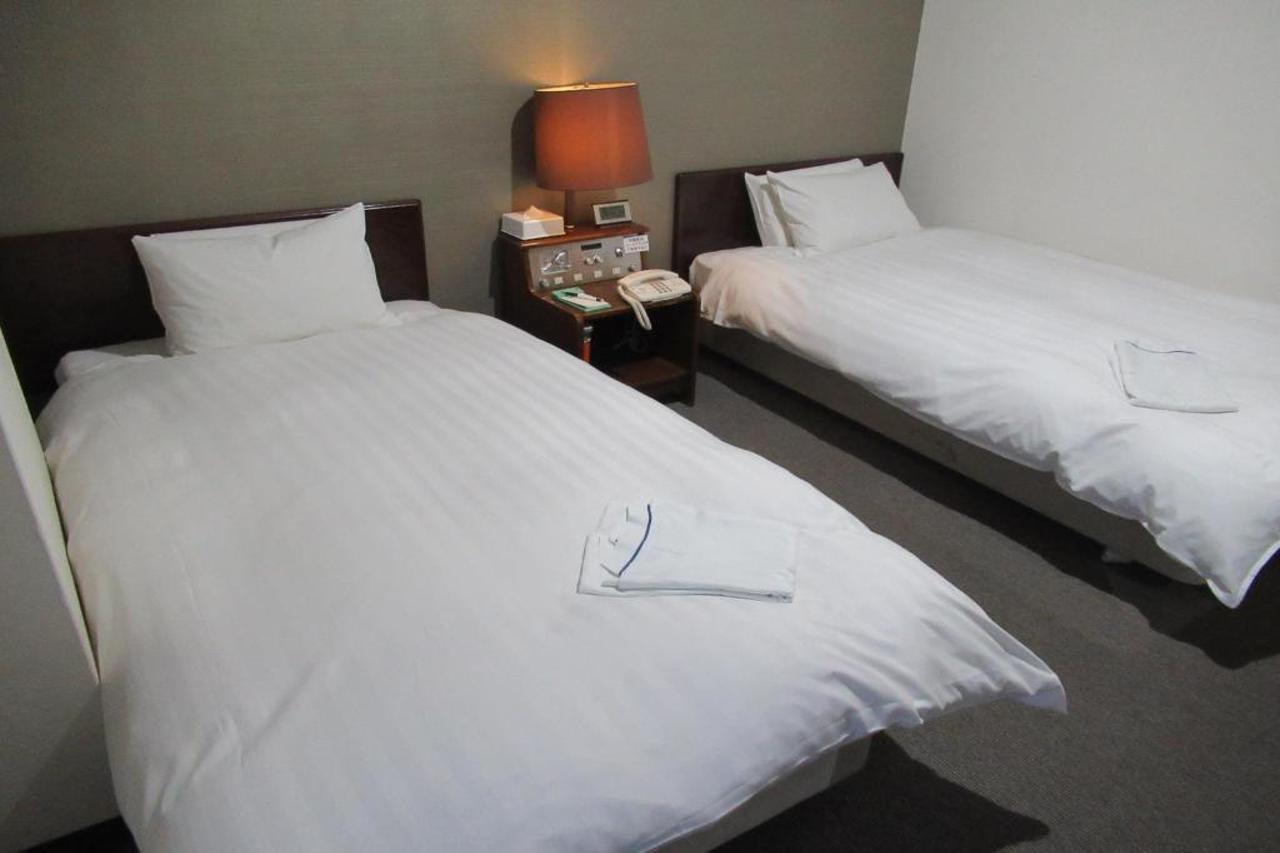 Hotel Tomakomai Green Hills Экстерьер фото
